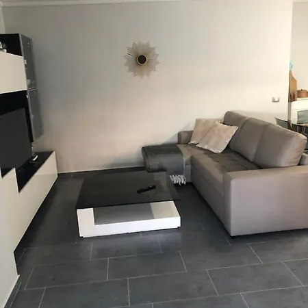 Ocean View First Sea Line Apartment